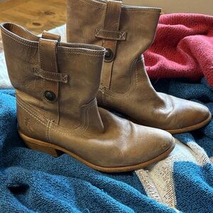 Frye Melissa Button Short Boots